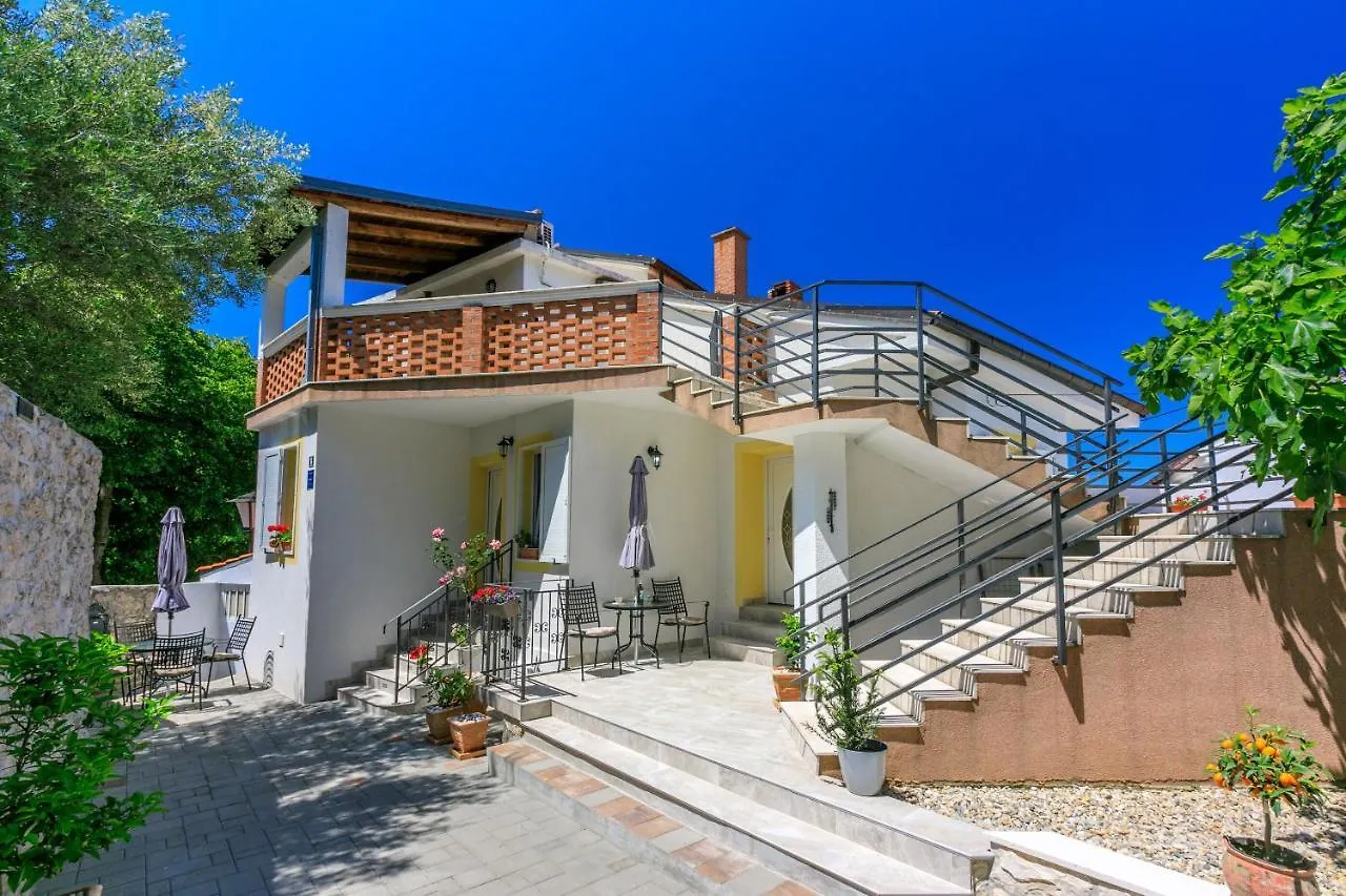 Apartment Studio Novi Vinodolski